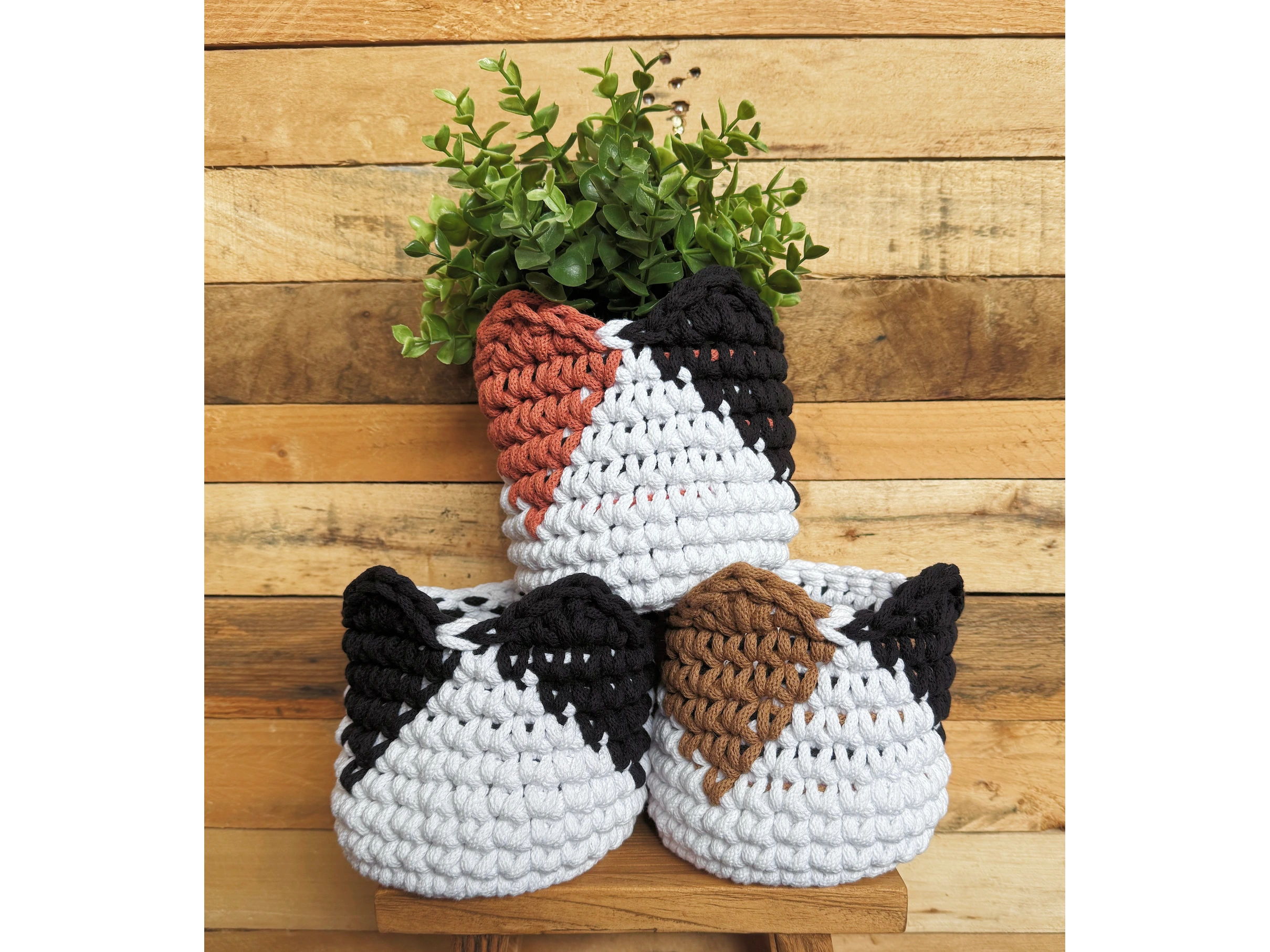 Craft for Cats... it's time to get crafty with crochet!