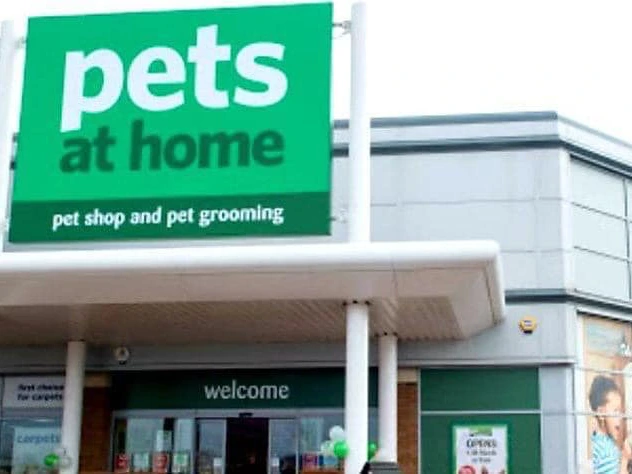 Pets at Home, Lowestoft (bucket collection)